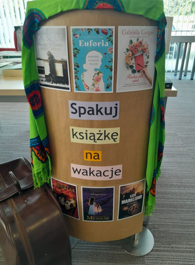 Exhibition in Nephilolog Library entitled Pack a book for the holidays