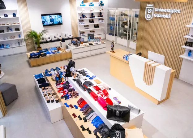 New advertising spot for the UG Shop 